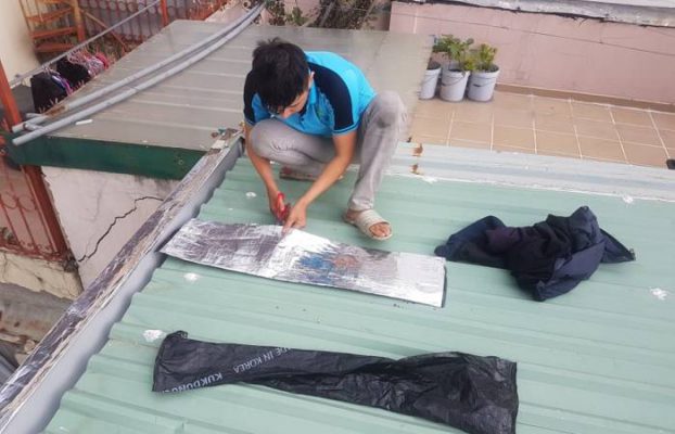 Thơ chống dột mái tôn tại Nhà Bè