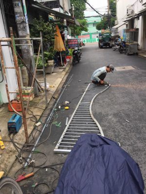Thợ sơn sửa cửa sắt tại Quận 4
