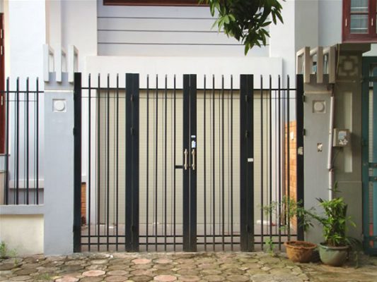 Thợ sơn sửa cửa sắt tại quận Bình Thạnh