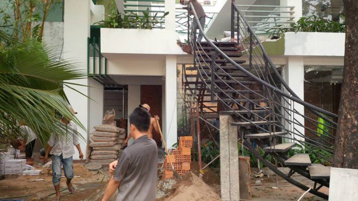 Thợ sửa chữa nhà tại Bình Dương