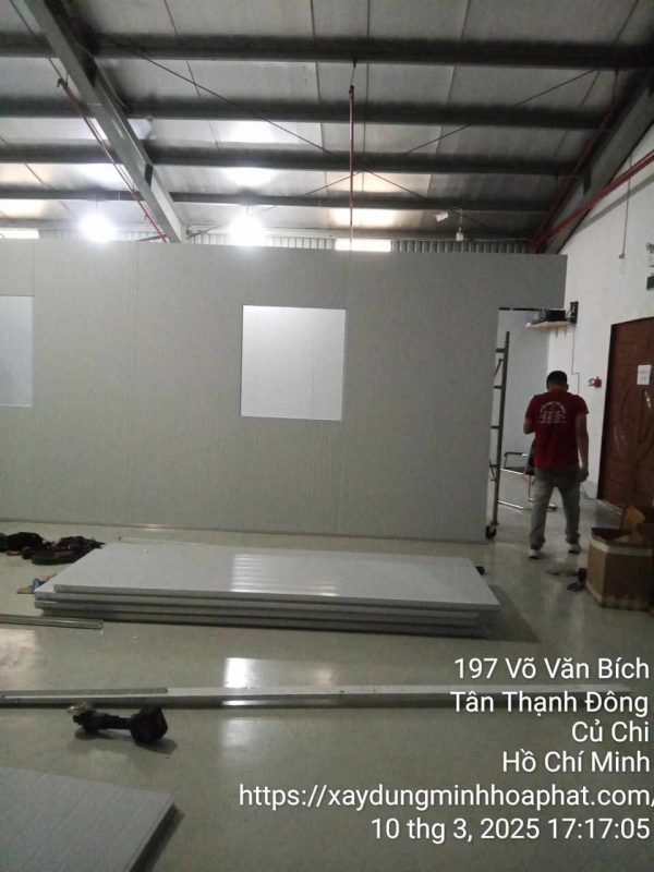 Thợ làm vách panel tại Cu Chi